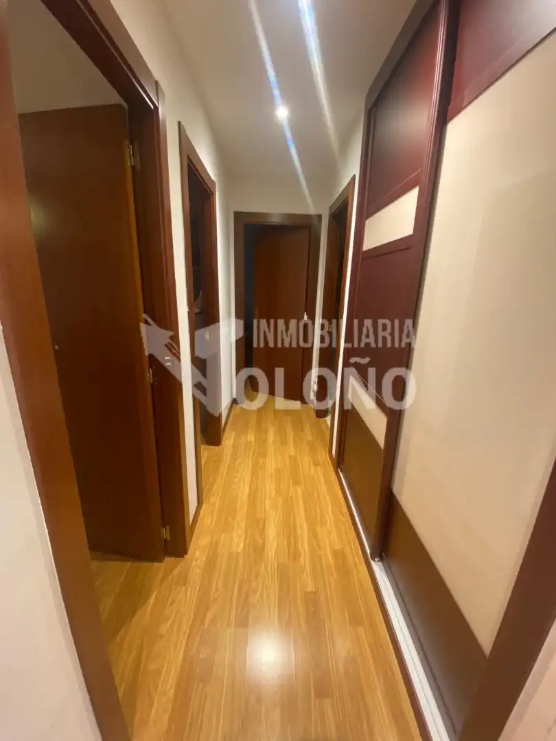 Piso en venta en Calle Luis Cernuda, 38, Haro