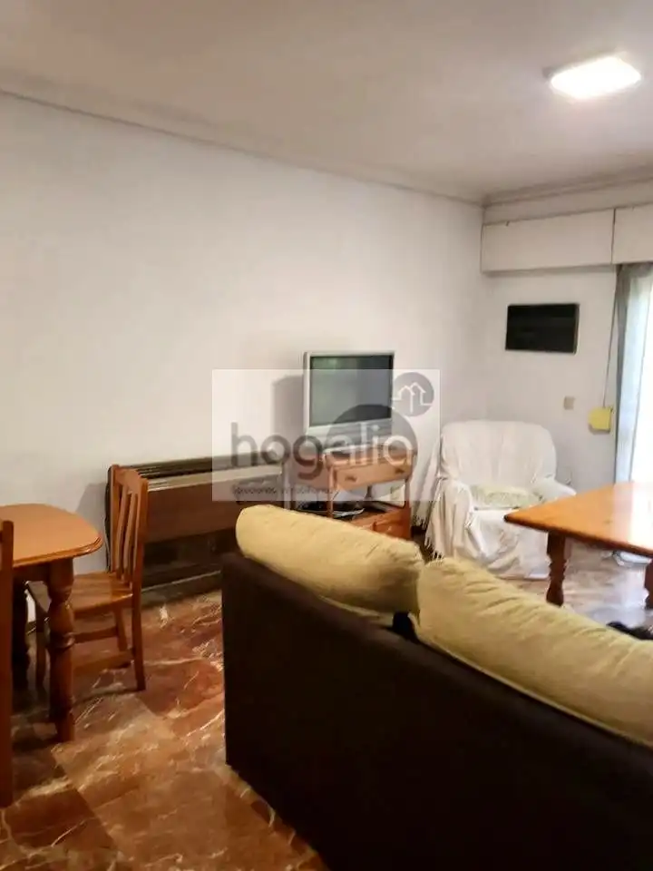 Appartamento con ascensore in affitto a Sur
