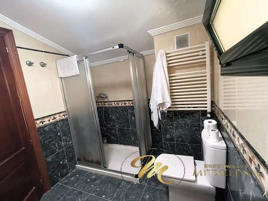 Baño de Casa o chalet en venta en Berango con Calefacción, Terraza y Trastero