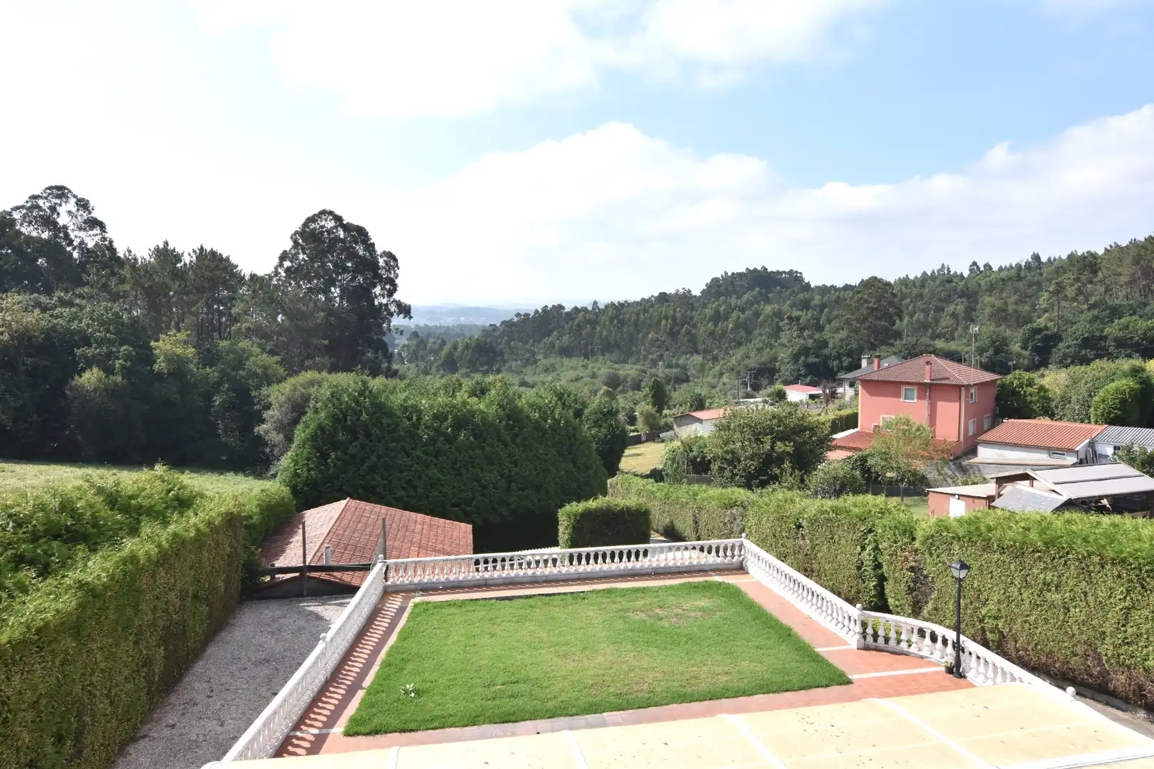 Jardín de Casa o chalet en venta en Bergondo con Calefacción, Jardín privado y Parquet