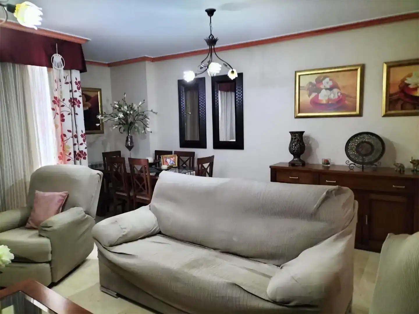 Sala de estar de Piso en venta en Fuensanta de Martos con Aire acondicionado, Trastero y Amueblado
