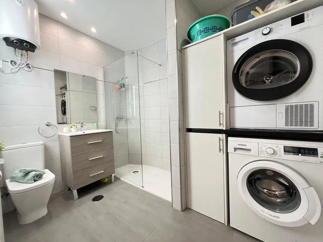 Baño de Piso en venta en  Pamplona / Iruña con Aire acondicionado y Calefacción