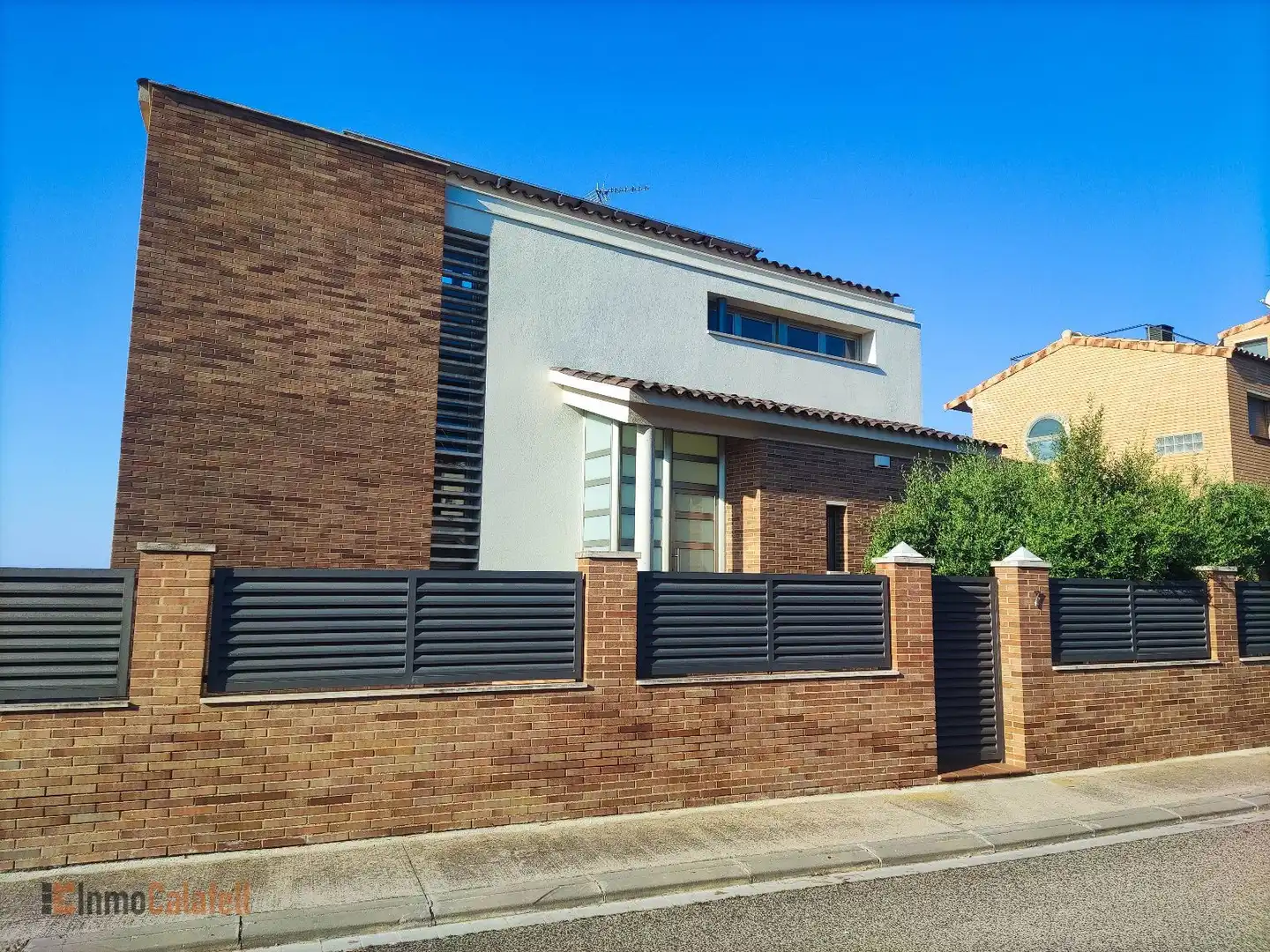 Vista exterior de Casa o chalet en venta en Calafell con Aire acondicionado, Calefacción y Jardín privado