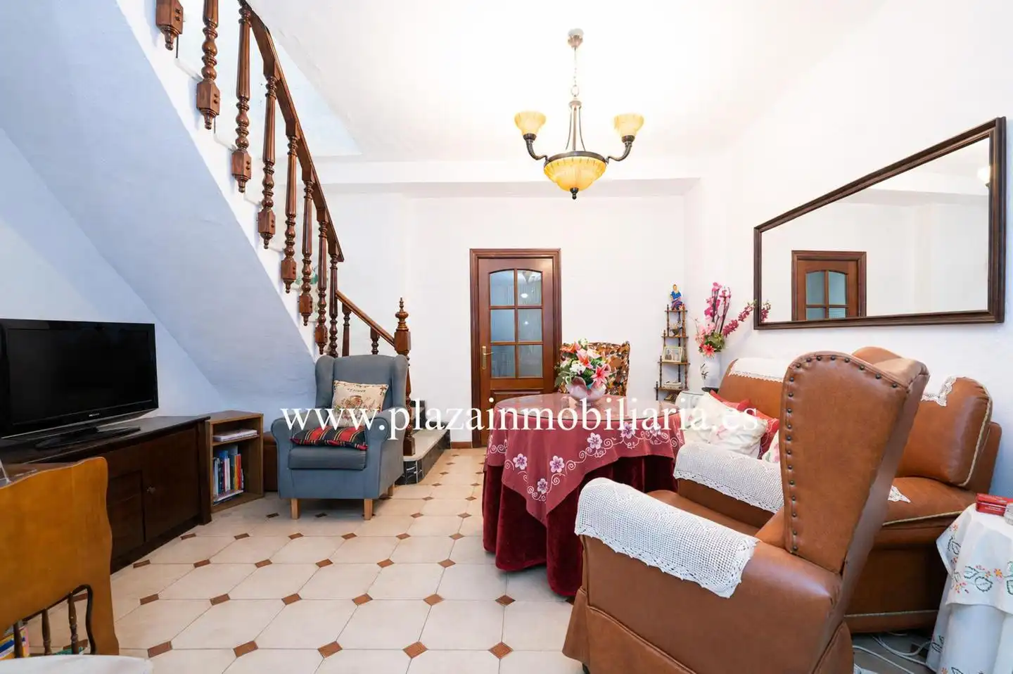 Sala de estar de Casa o chalet en venta en Lucena con Terraza, Trastero y Balcón