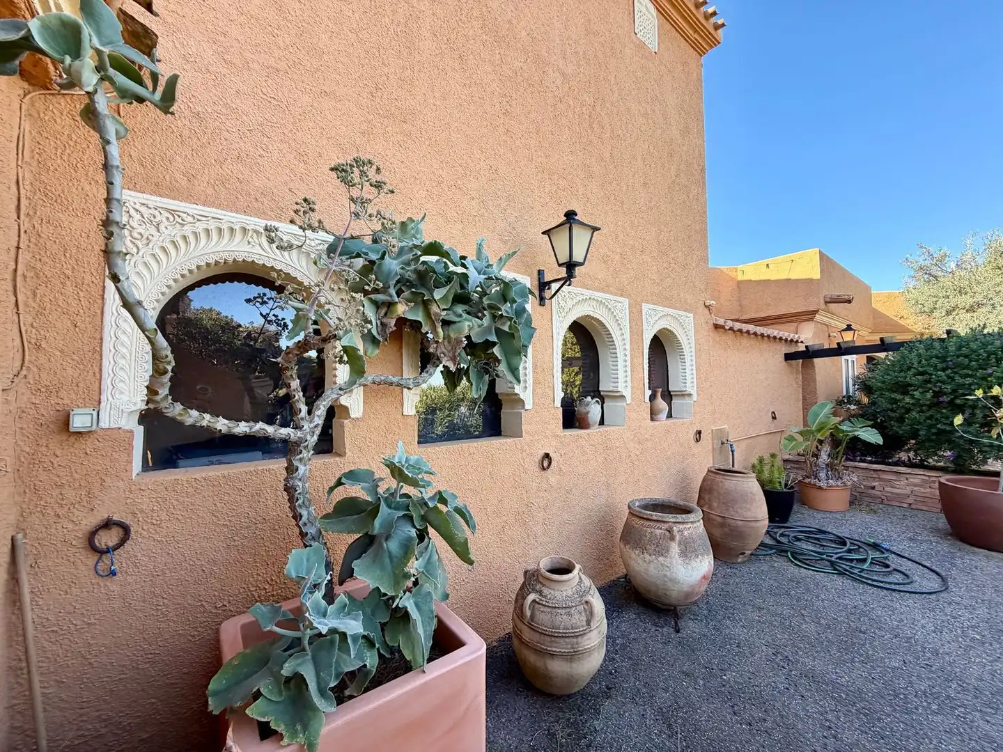 Vista exterior de Casa o xalet en venda en Turre amb Aire condicionat, Terrassa i Traster