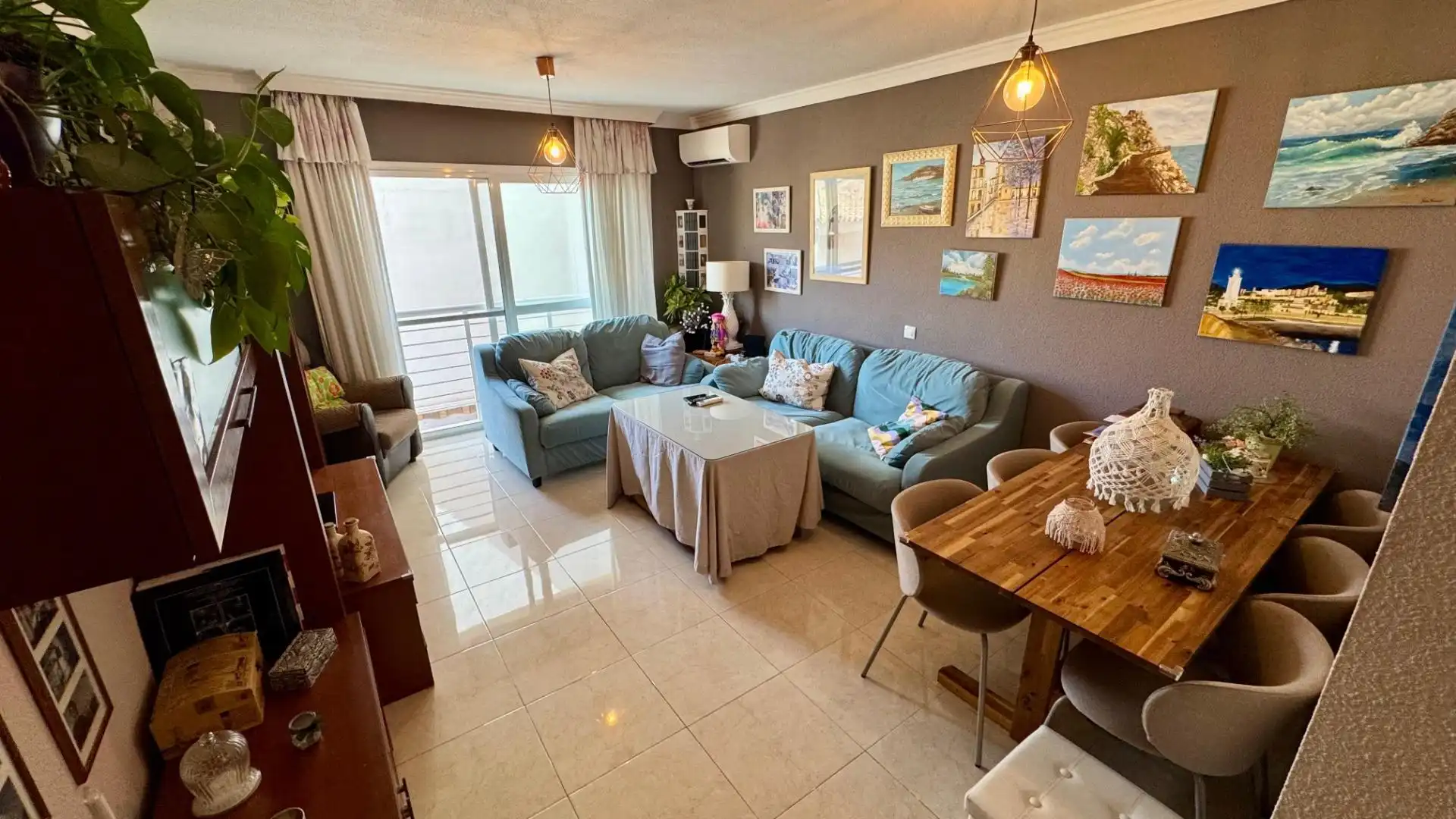 Living room of Flat for sale in Rincón de la Victoria  with Air Conditioner and Storage room