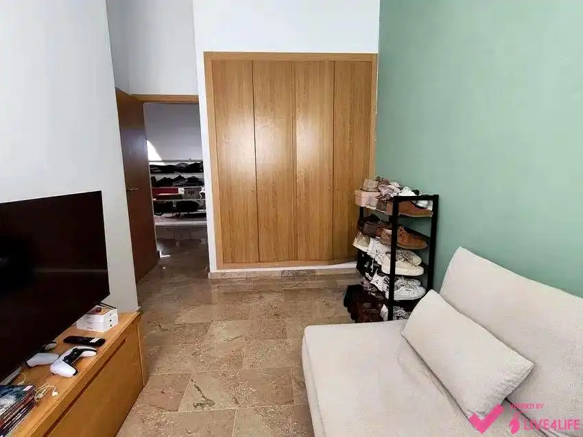 Wohnung zur Miete in Valencia mit Klimaanlage, Terrasse und Möbliert