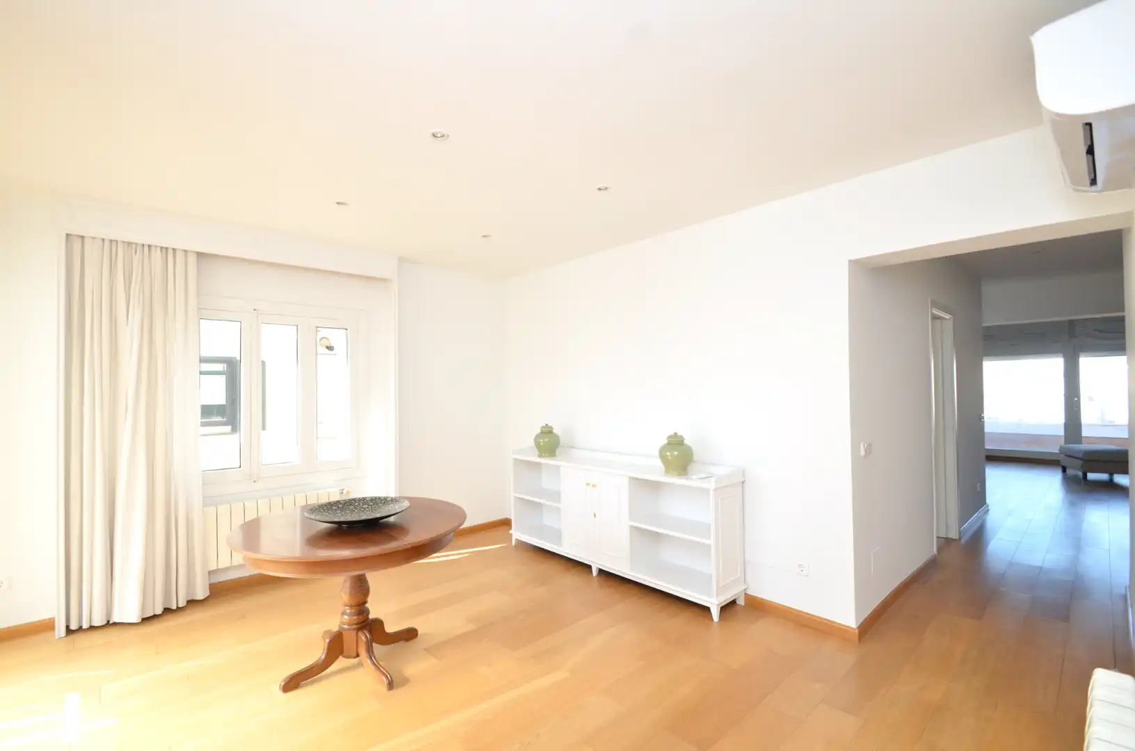 Sala de estar de Dúplex en venta en  Palma de Mallorca con Aire acondicionado, Parquet y Terraza