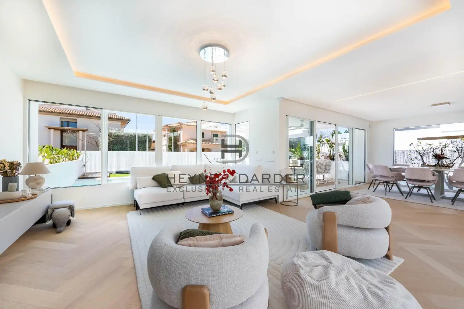 Sala d'estar de Casa o xalet en venda en  Palma de Mallorca amb Aire condicionat, Calefacció i Jardí privat