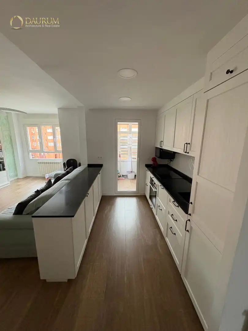 Kitchen of Flat for sale in Madrid  with Heating, Terrace and Storage room