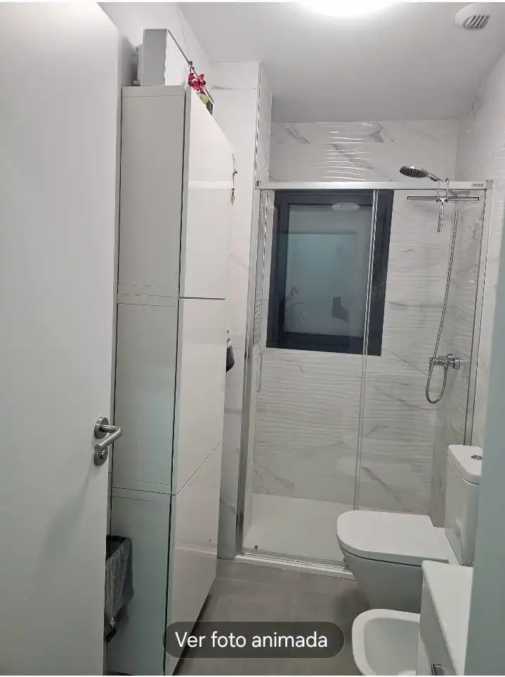 Badezimmer von Wohnung zum Verkauf in Las Palmas de Gran Canaria mit Heizung, Terrasse und Abstellraum