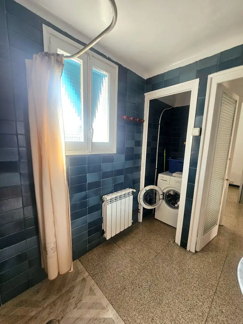 Bany de Casa o xalet en venda en Olot amb Aire condicionat, Calefacció i Terrassa