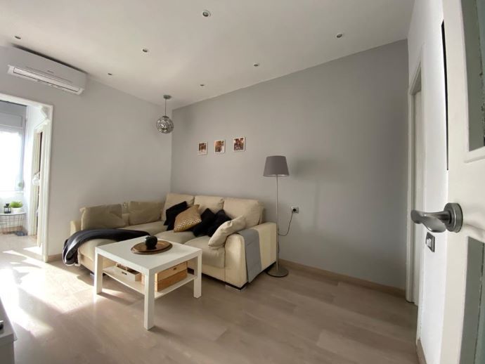 Sala de estar de Piso en venta en Sant Adrià de Besòs con Aire acondicionado y Calefacción