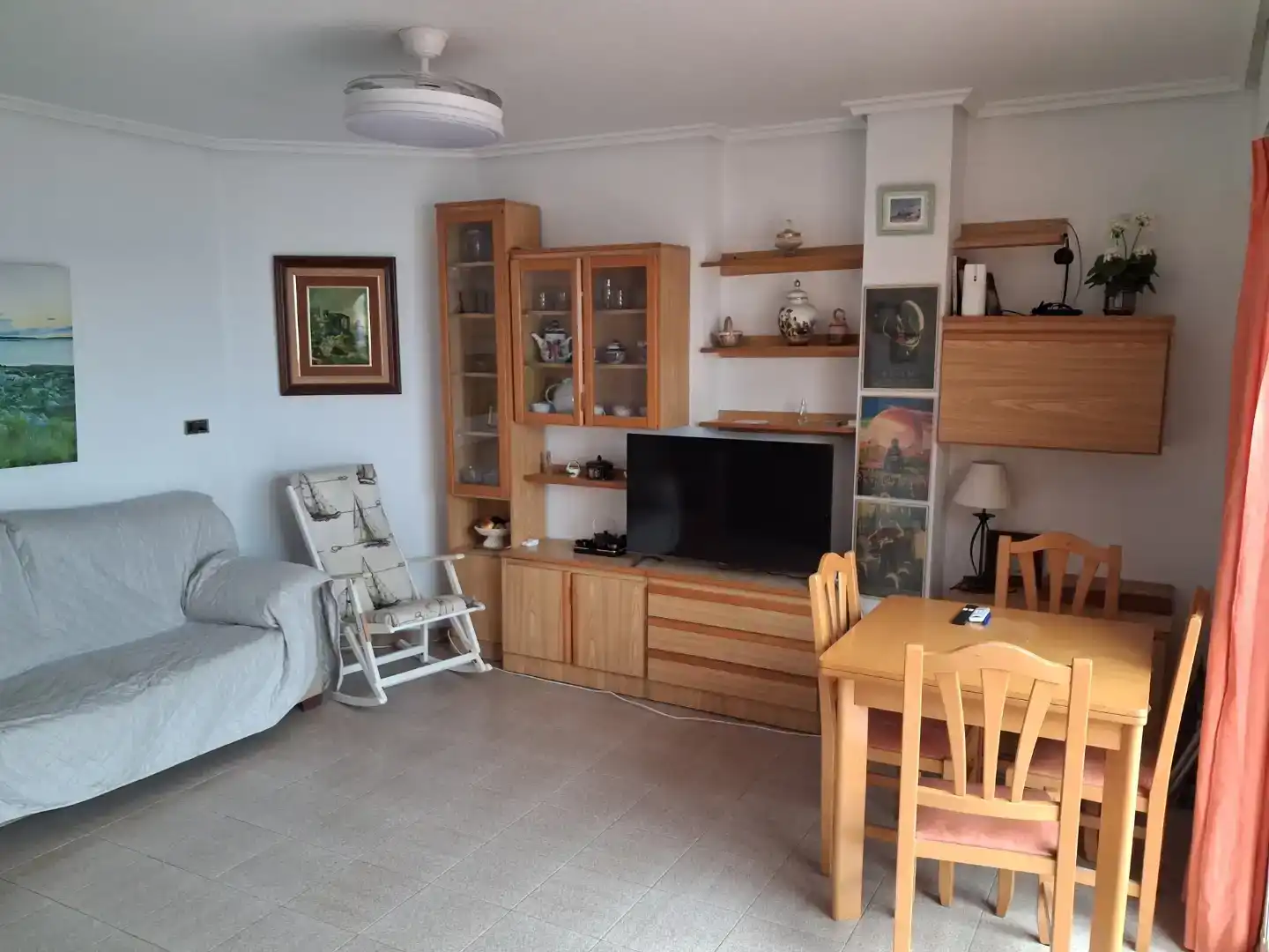 Sala d'estar de Àtic de lloguer en Águilas amb Traster, Moblat i Forn