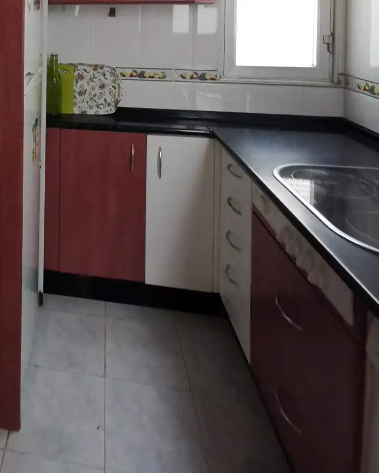 Piso de alquiler en Calle del Mesón de Paredes, Embajadores - Lavapiés