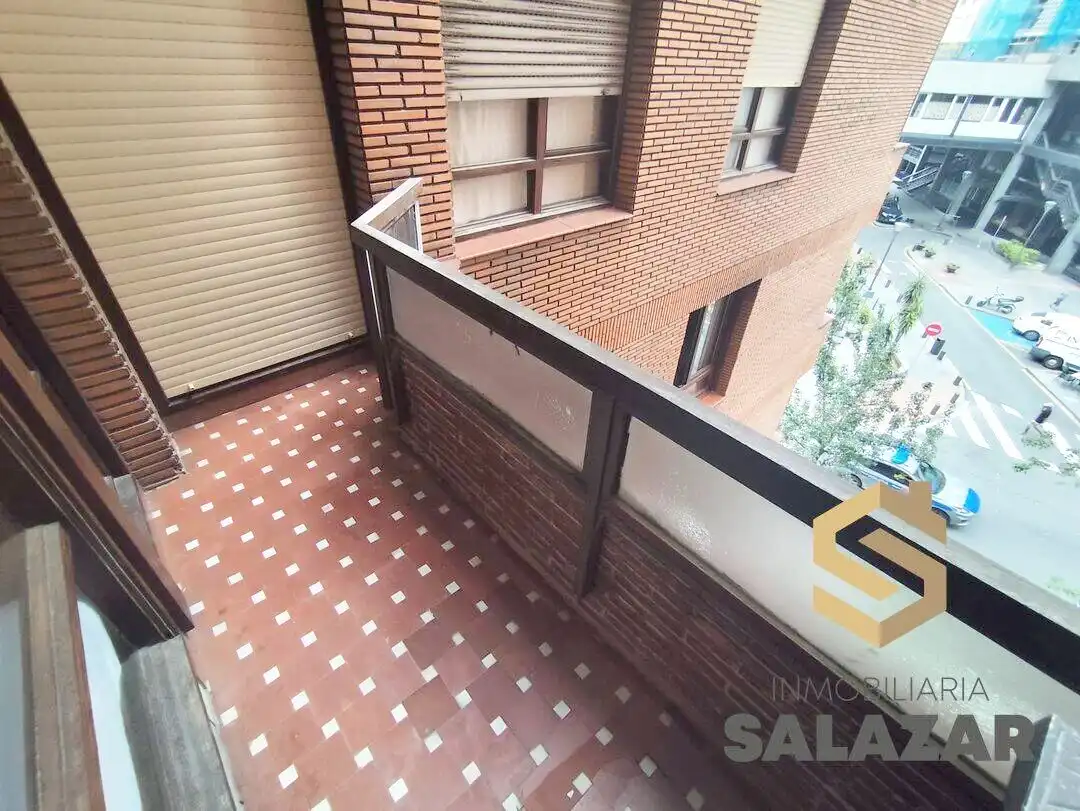 Pis amb terrassa en venda a Calle Pedro Martínez Artola kalea, imagen 7