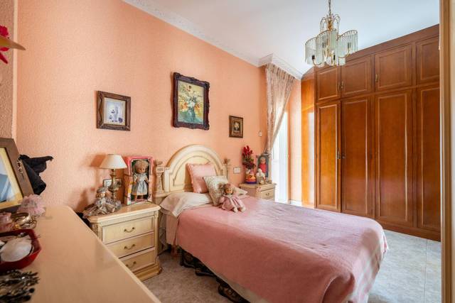 Piso en Venta en  TRAJANO, 9 en Centro