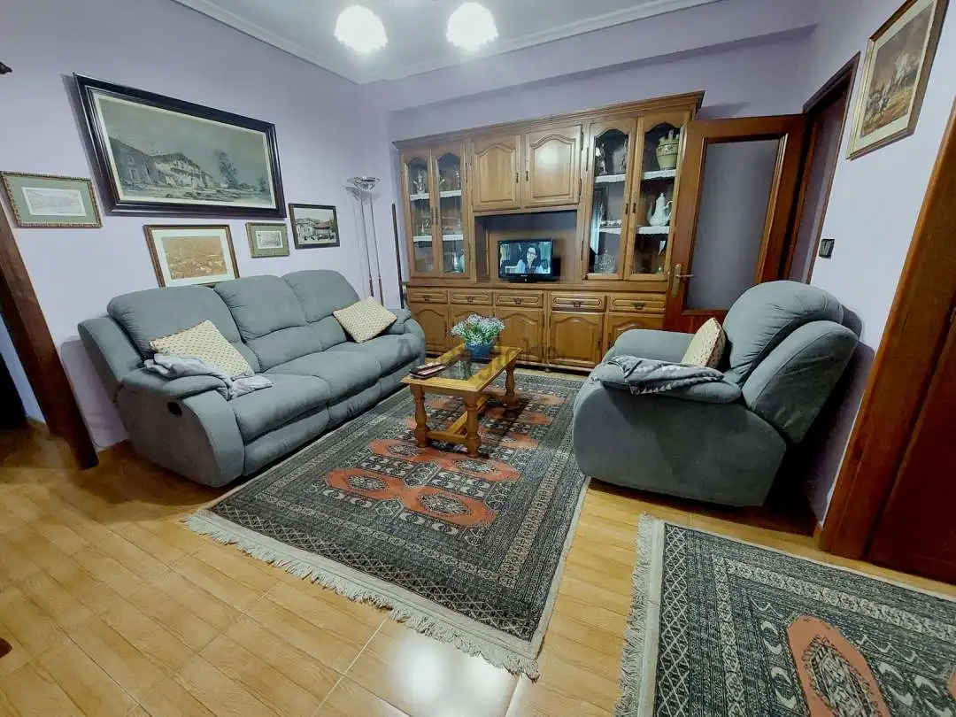 Flat for rent in Calle Padre Suárez, Santo Domingo - El Campillín