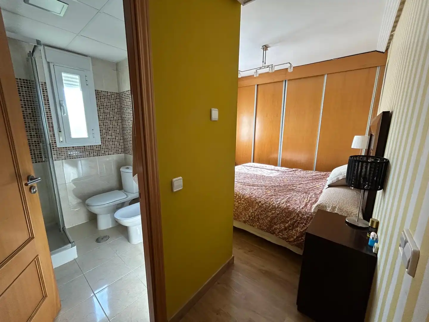 Habitación de Casa adosada en venta en Poblete con Aire acondicionado, Calefacción y Jardín privado