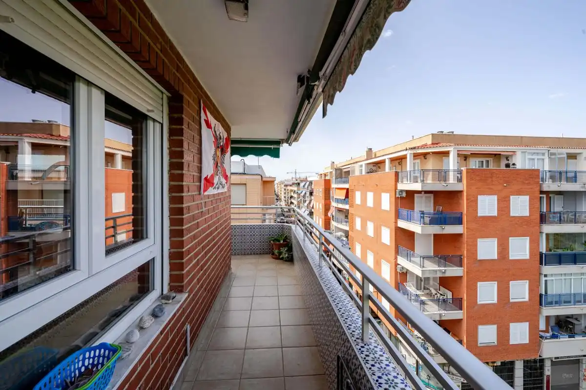 Piso con ascensor en venta en Calle San Miguel de Salinas, imagen 7