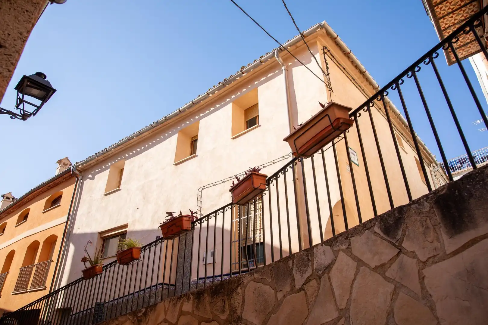 Vista exterior de Casa o xalet en venda en Quatretondeta amb Moblat