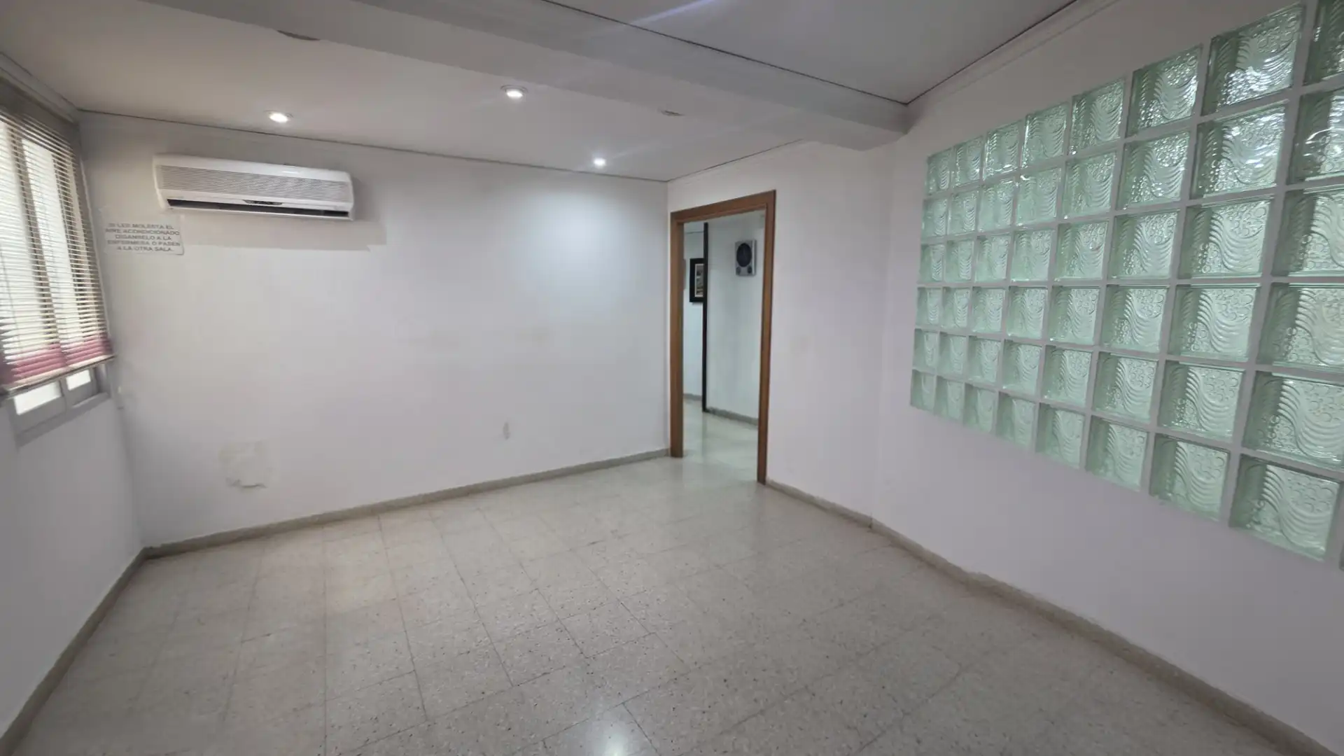 Flat with terrace for sale in Carrer d'Alboraia, imagen 2