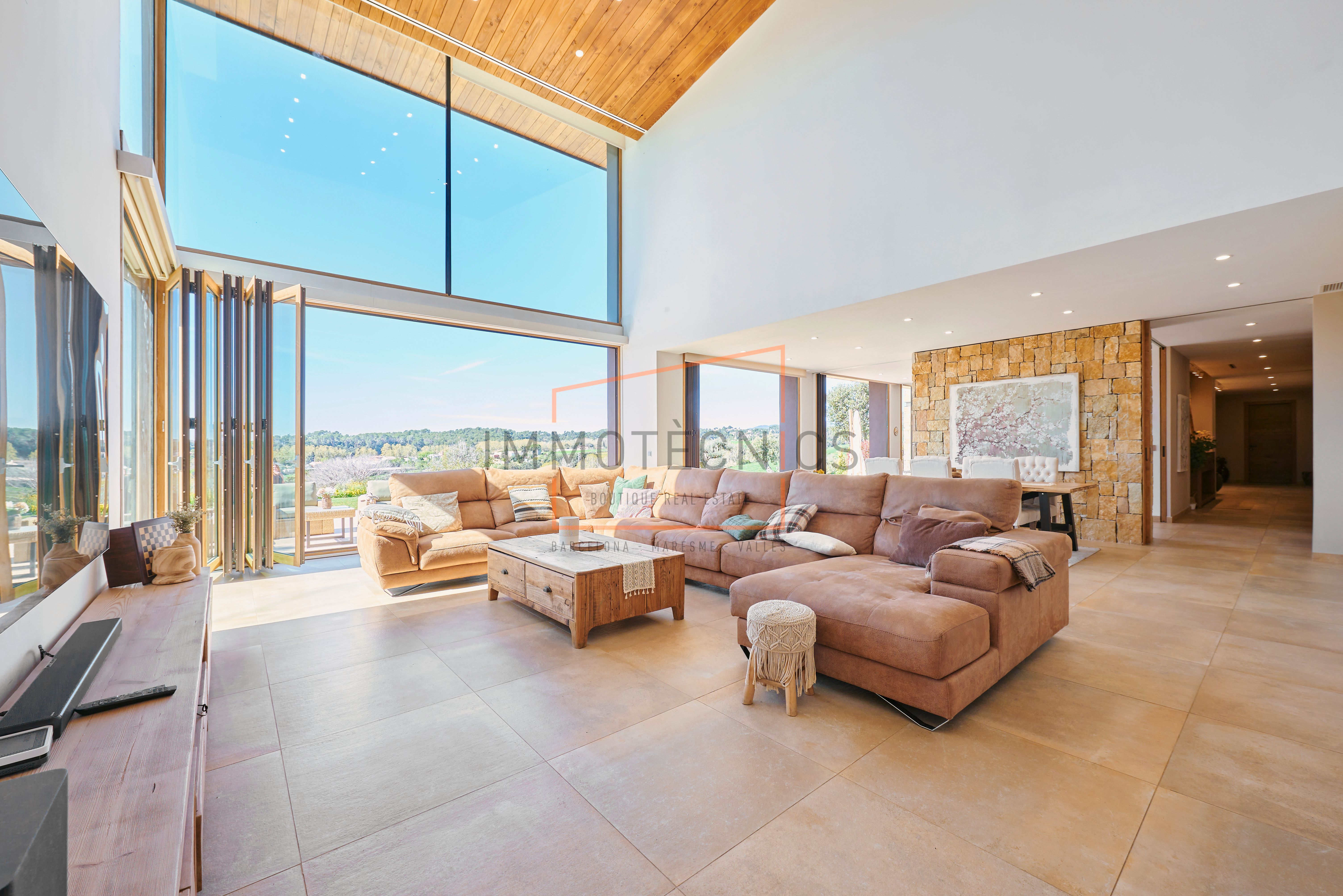 Living room of House or chalet for sale in Santa Eulàlia de Ronçana  with Air Conditioner, Heating and Private garden