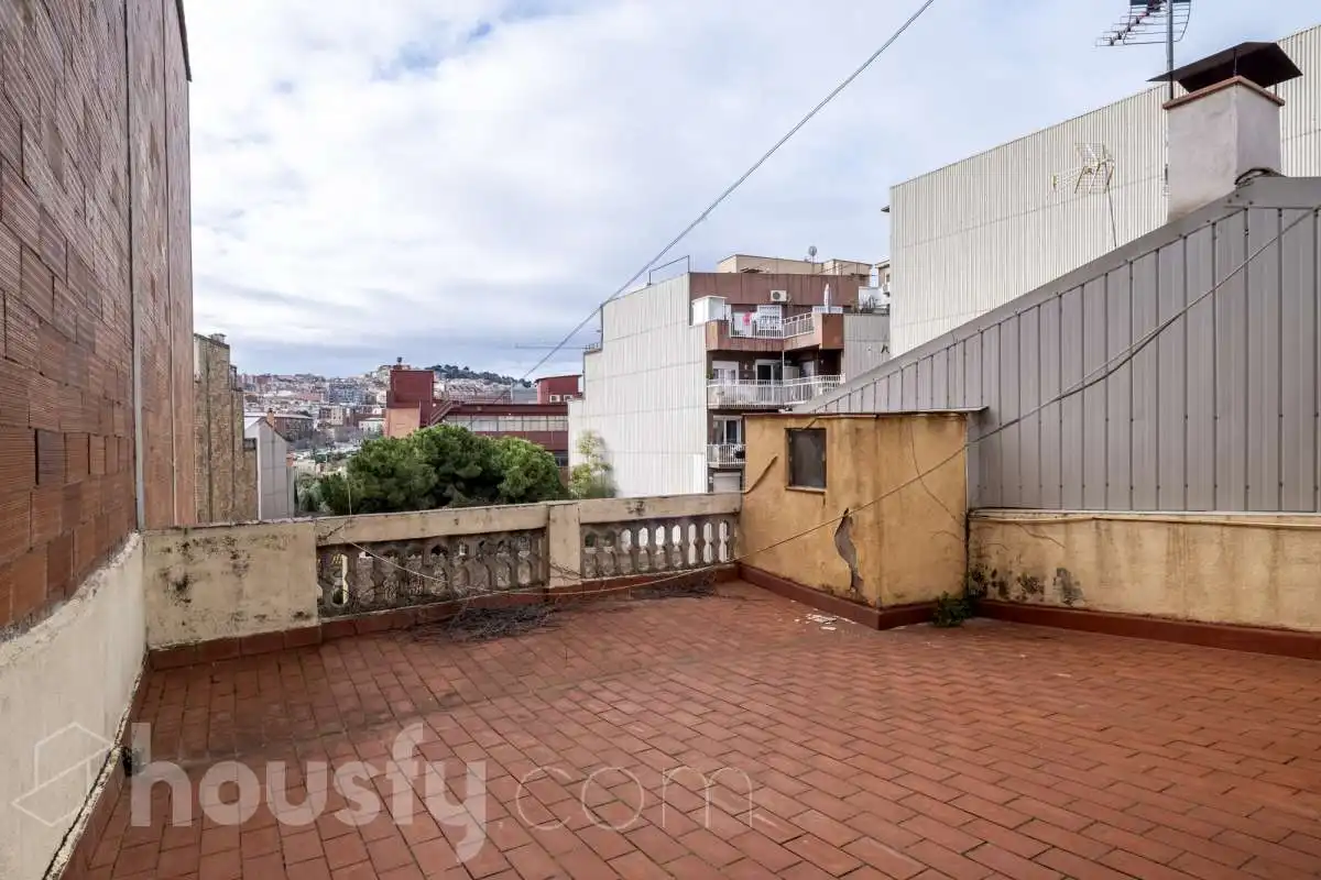 Terrasse von Haus oder Chalet zum Verkauf in Barcelona mit Klimaanlage, Privatgarten und Terrasse