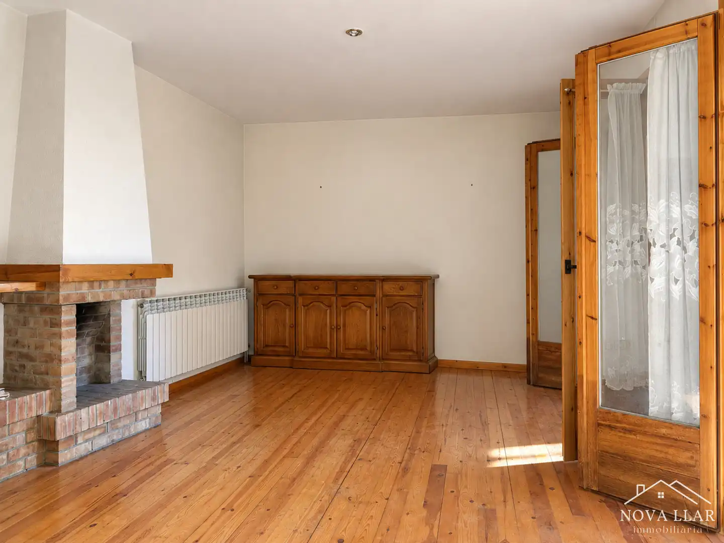 Piso con terraza en venta en Carrer de Ribes