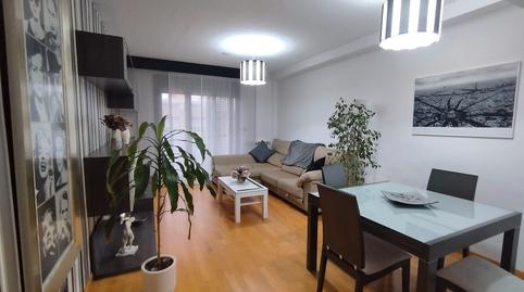 Foto 2 de Pis en venda a Calle Calatayud, Los Olivos,  Huesca Capital