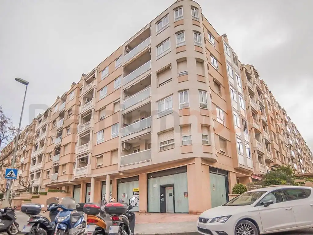 Gewerbefläche zum Verkauf in Calle Blanca d'Anjou, imagen 16