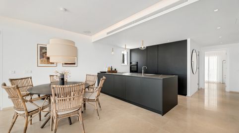 Un lujoso apartamento de diseño contemporáneo ubicado en el famoso puerto deportivo de Puerto Banús, imatge 4