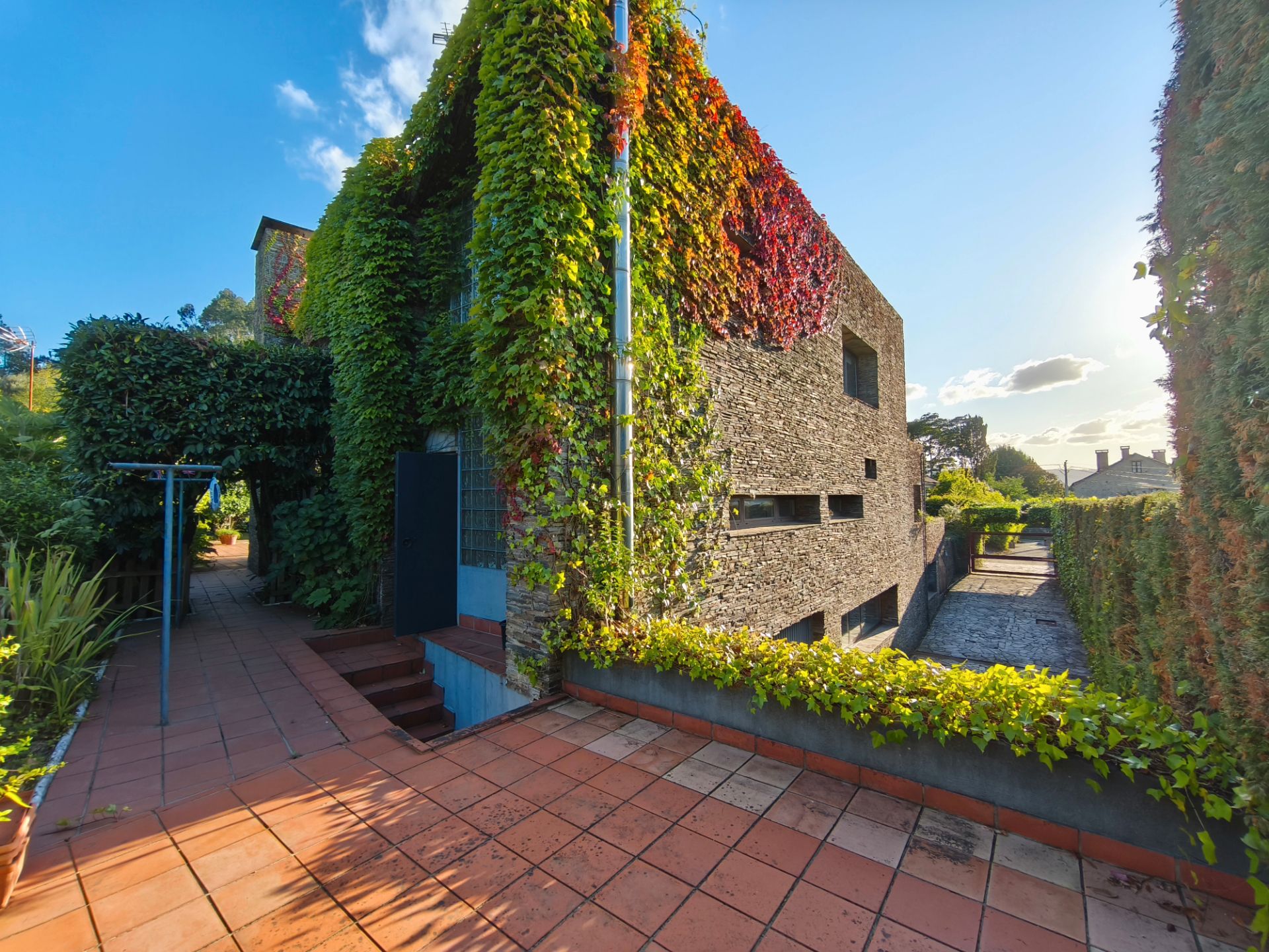 Vista exterior de Casa o xalet en venda en Ames amb Calefacció, Jardí privat i Terrassa