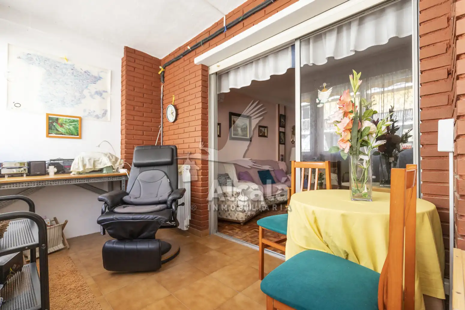 Sala de estar de Piso en venta en Alcalá de Henares con Aire acondicionado, Calefacción y Parquet