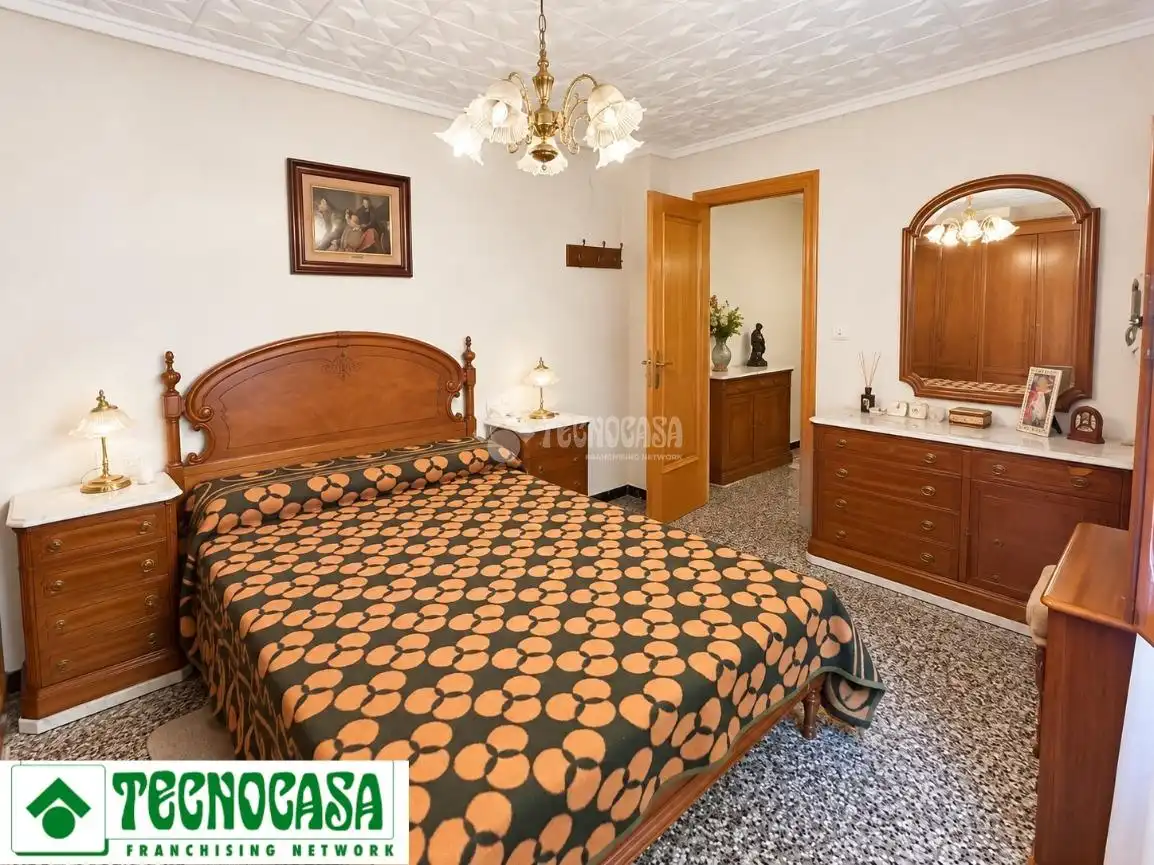 Dormitori de Casa o xalet en venda en Manises amb Aire condicionat, Calefacció i Terrassa