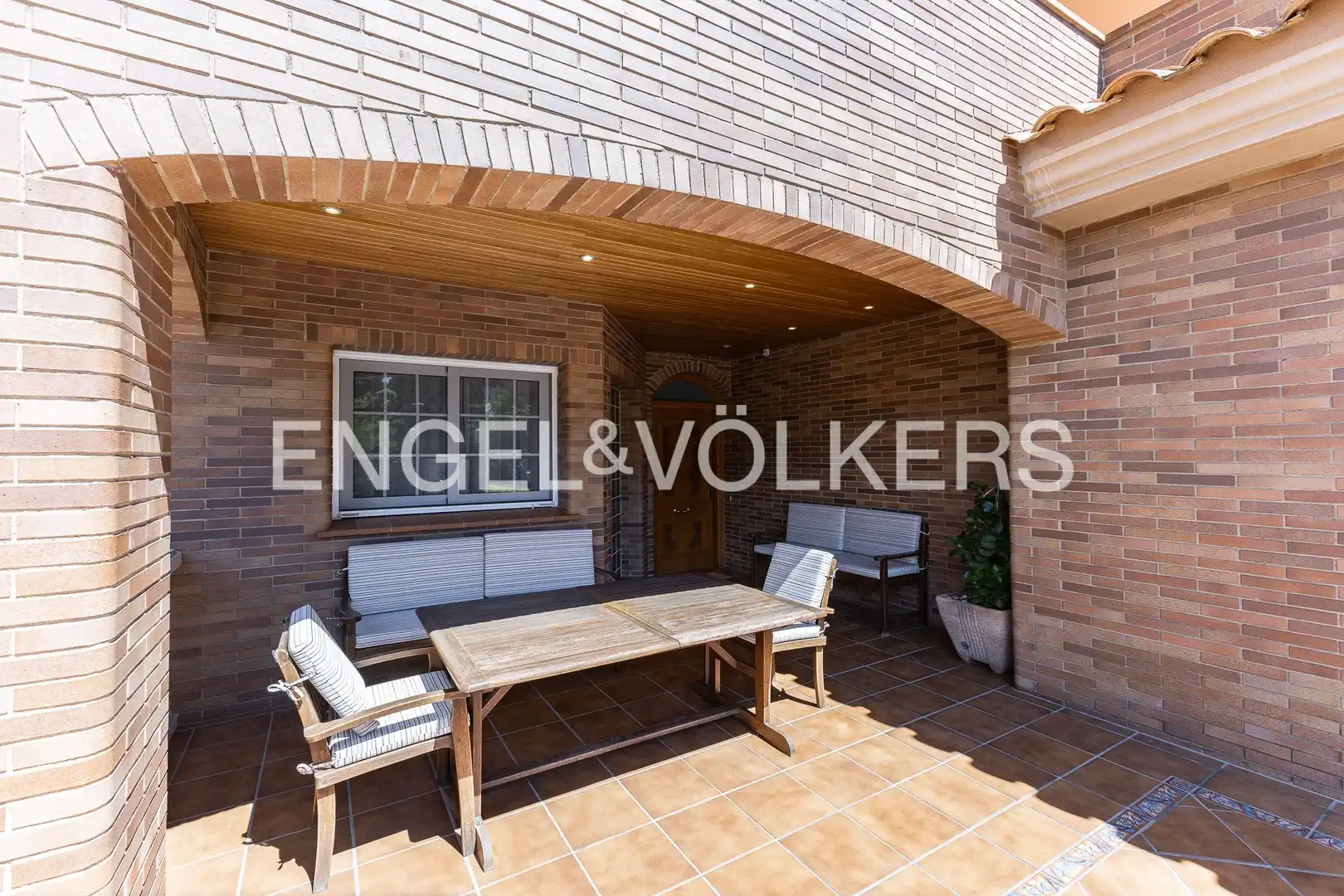 Terraza de Casa o chalet en venta en Molins de Rei con Aire acondicionado, Calefacción y Jardín privado