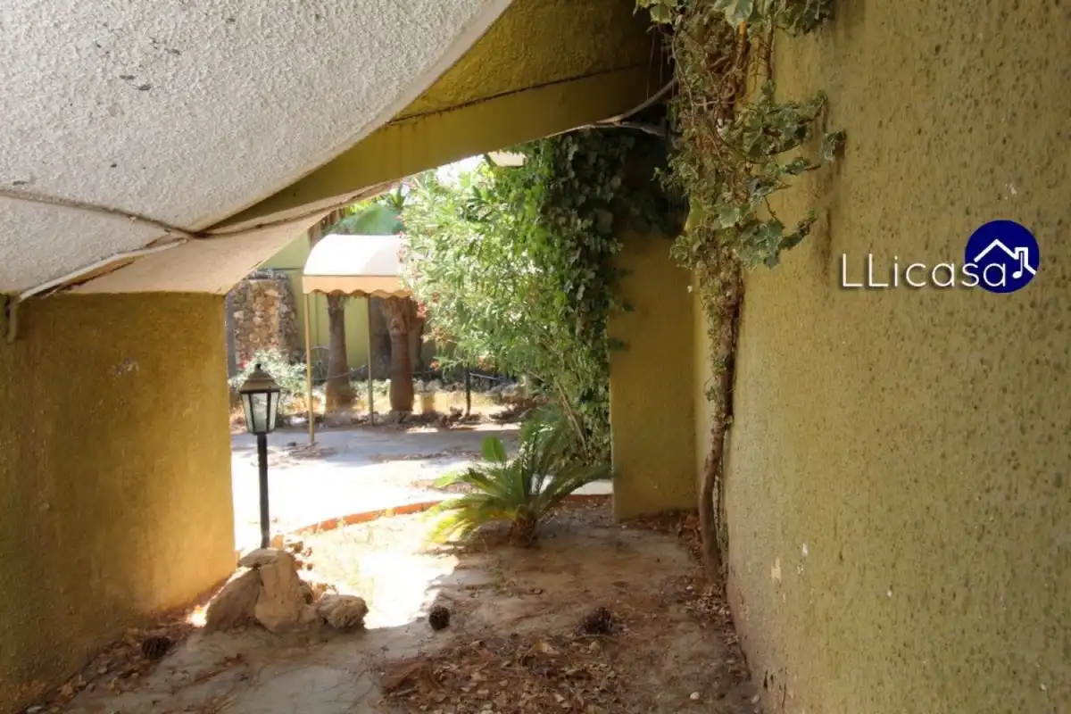 Geschaftsraum zum Verkauf in La Pobla de Vallbona mit Klimaanlage