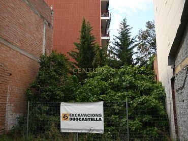 Terreno residencial en venta en Carrer del Bisbe Torras i Bages, 35, Manresa, Spain