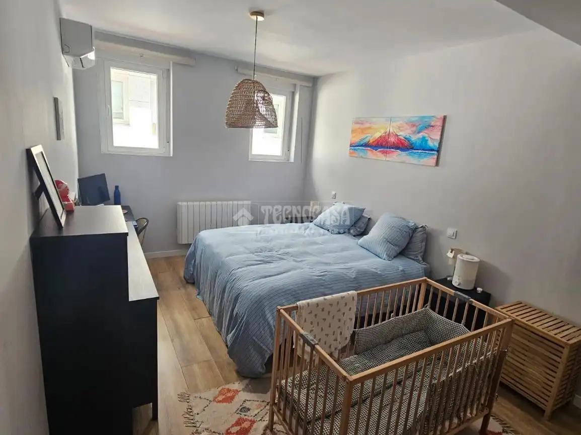 Schlafzimmer von Geschaftsraum zum Verkauf in Madrid mit Klimaanlage und Heizung