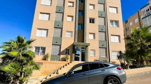 Foto 2 de Apartament en venda a Calle Calle San Sebastian, Cabo Cervera, Torrevieja