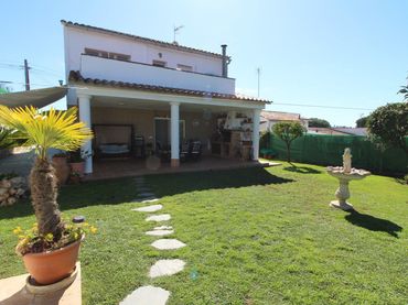 Casa en venda a Aiguaviva Parc