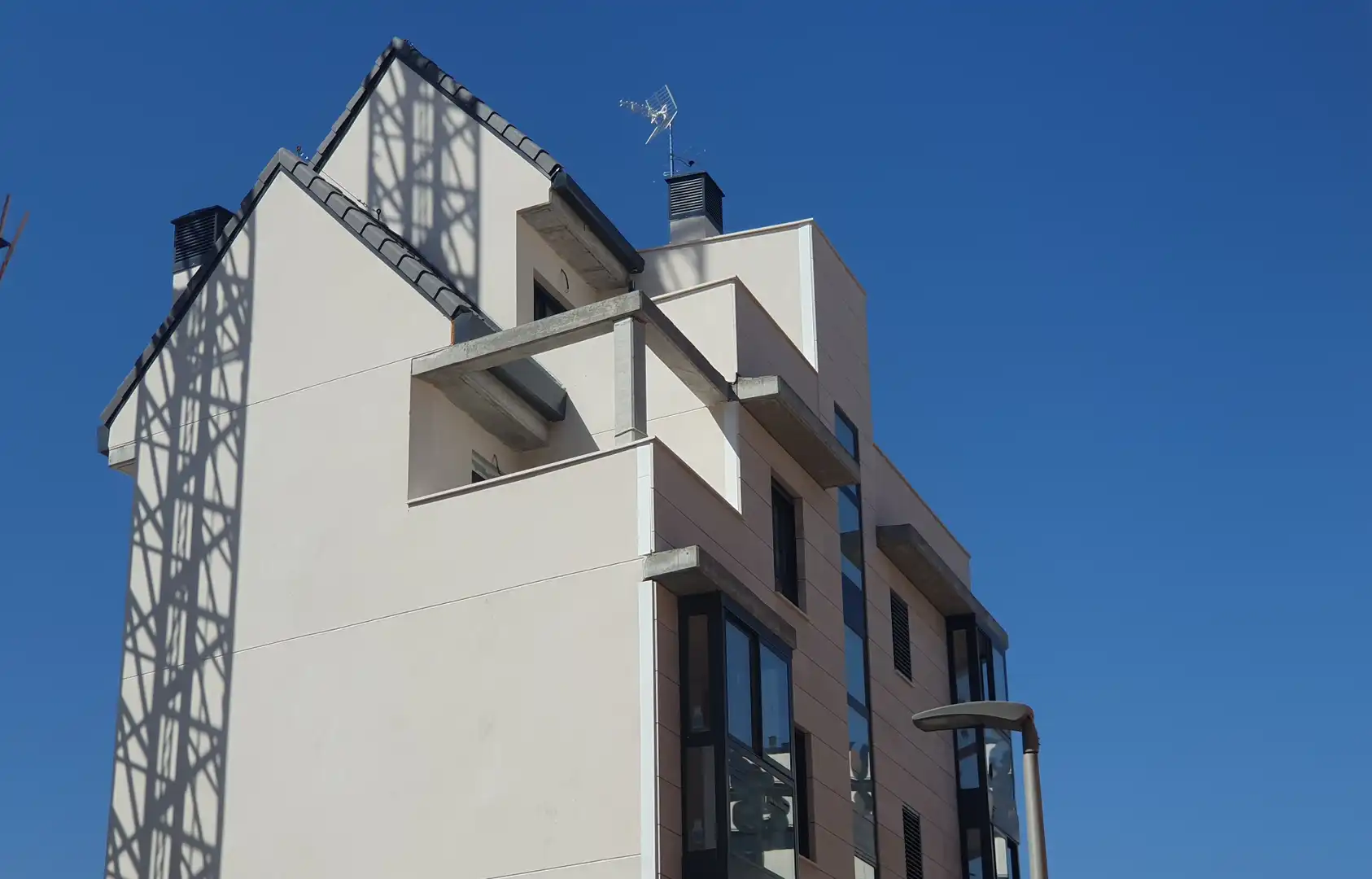 Edifici en venda a Valdeacederas