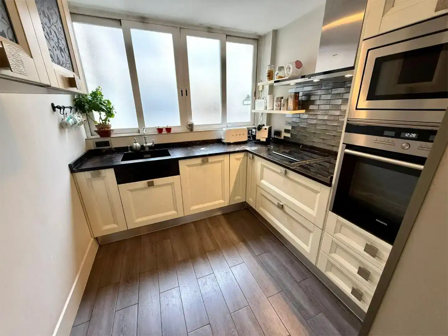Kitchen of Flat for sale in Alcorcón  with Air Conditioner and Balcony