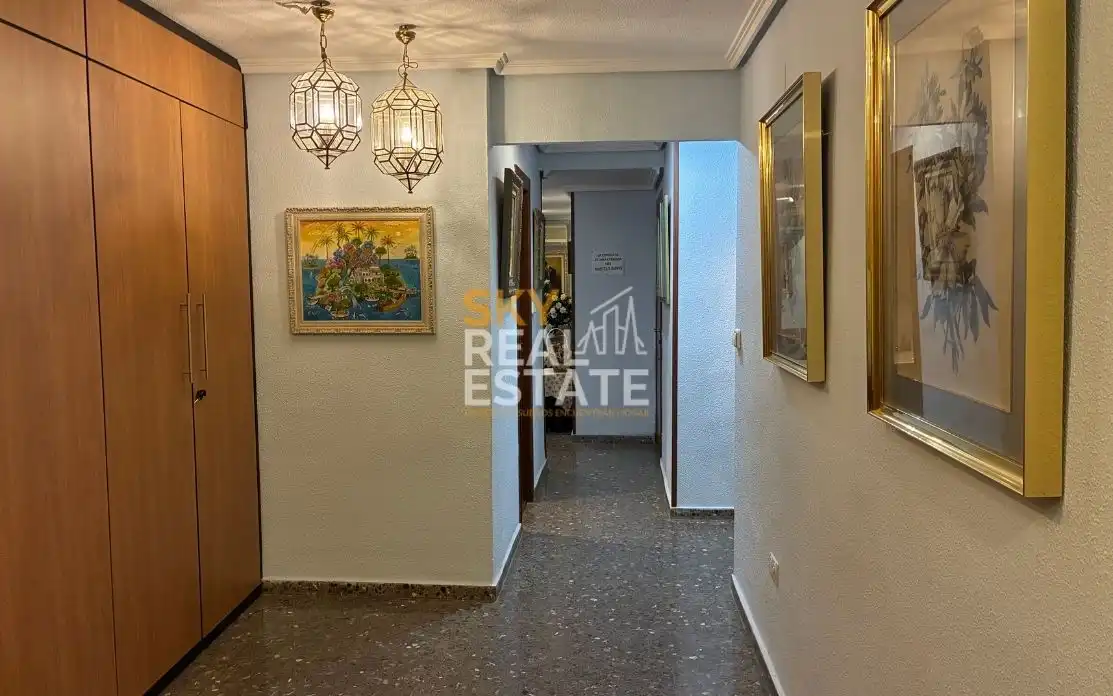 Flat for sale in Silla  with Air Conditioner and Balcony