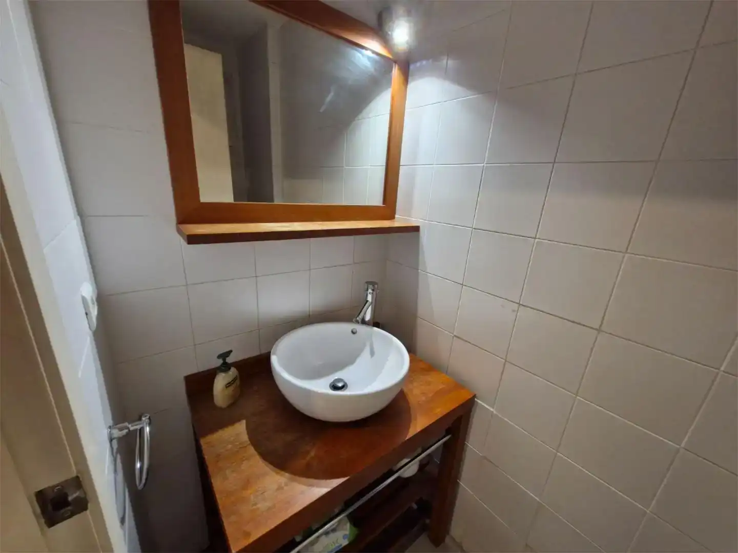 Badezimmer von Wohnung zur Miete in  Sevilla Capital mit Klimaanlage