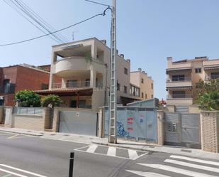 Exterior view of Garage for sale in Montcada i Reixac