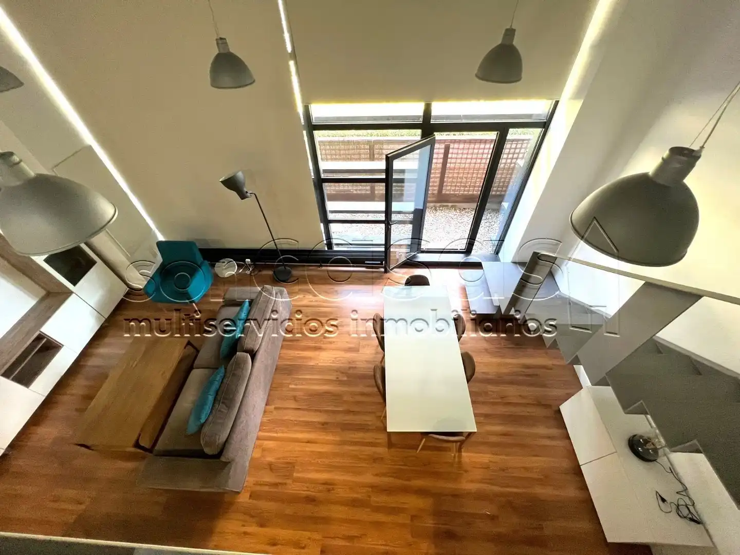 Wohnzimmer von Maisonette zur Miete in Alcobendas mit Klimaanlage, Heizung und Terrasse