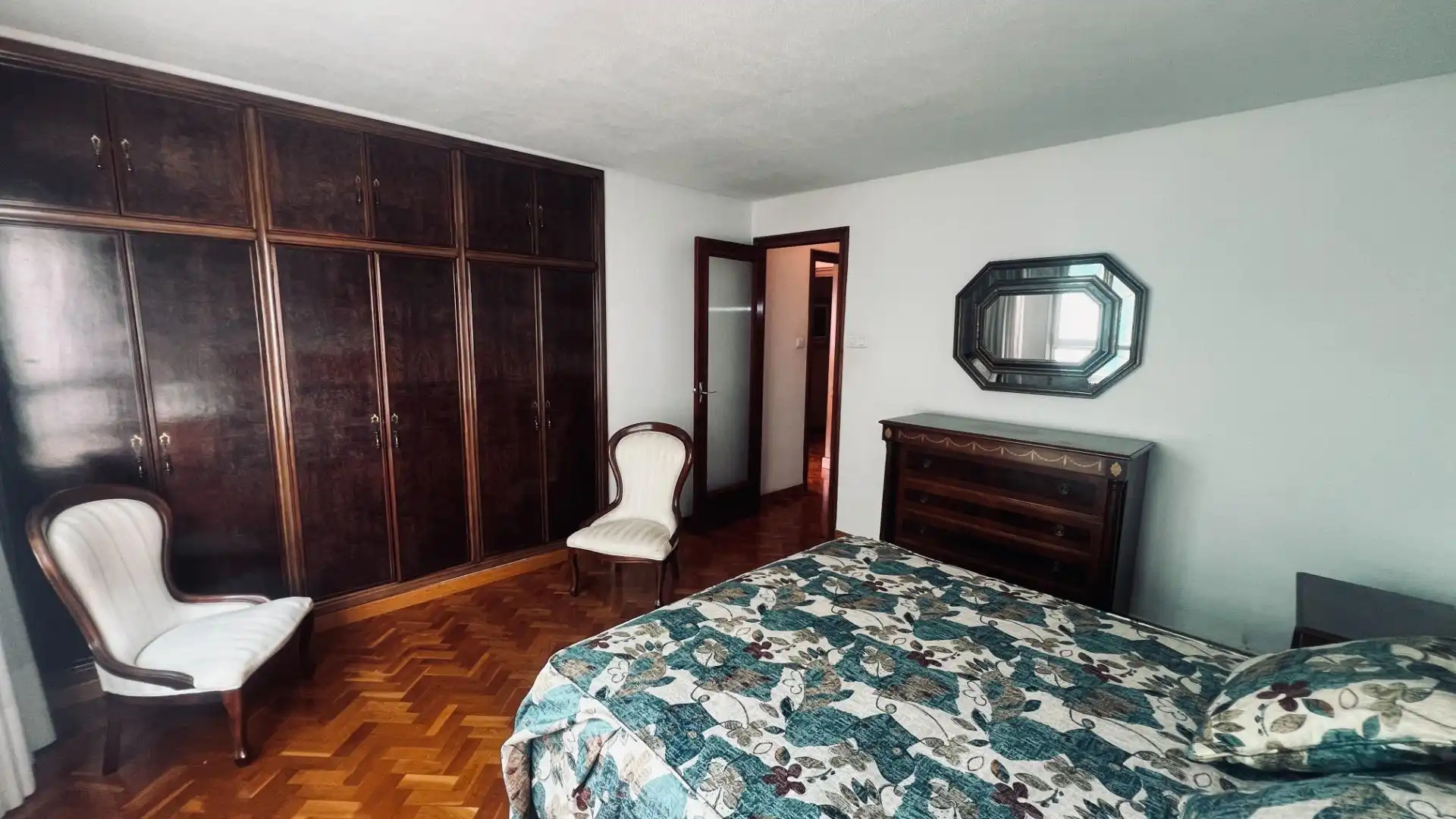 Schlafzimmer von Wohnung zum Verkauf in Castellón de la Plana / Castelló de la Plana mit Parkett und Balkon