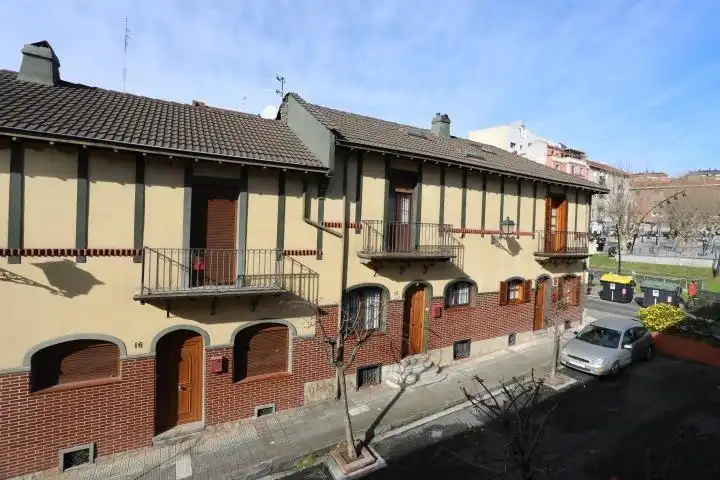 Vista exterior de Casa o chalet en venta en Bilbao  con Terraza y Balcón