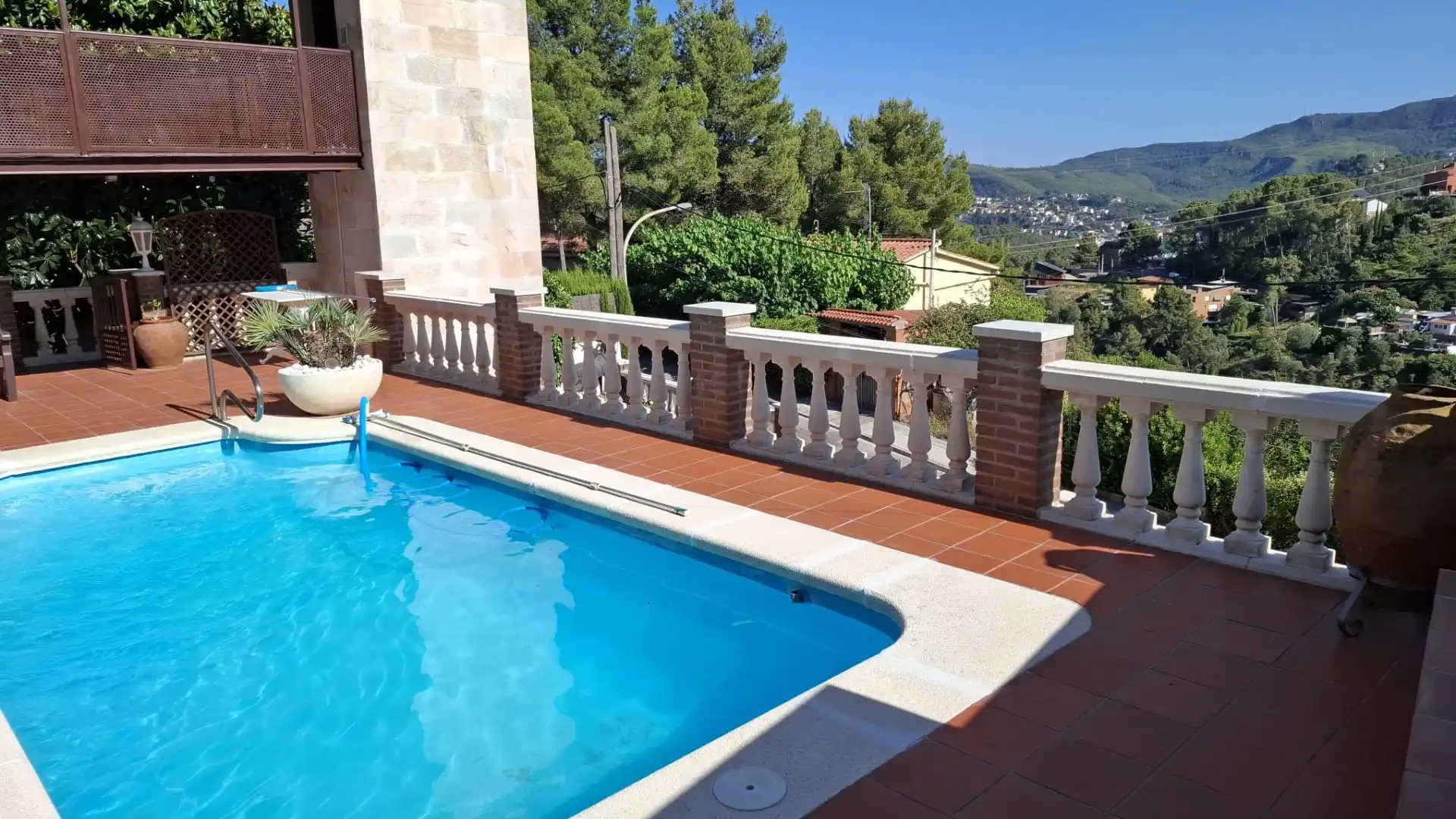 House with pool for sale in Vallirana, imagen 3